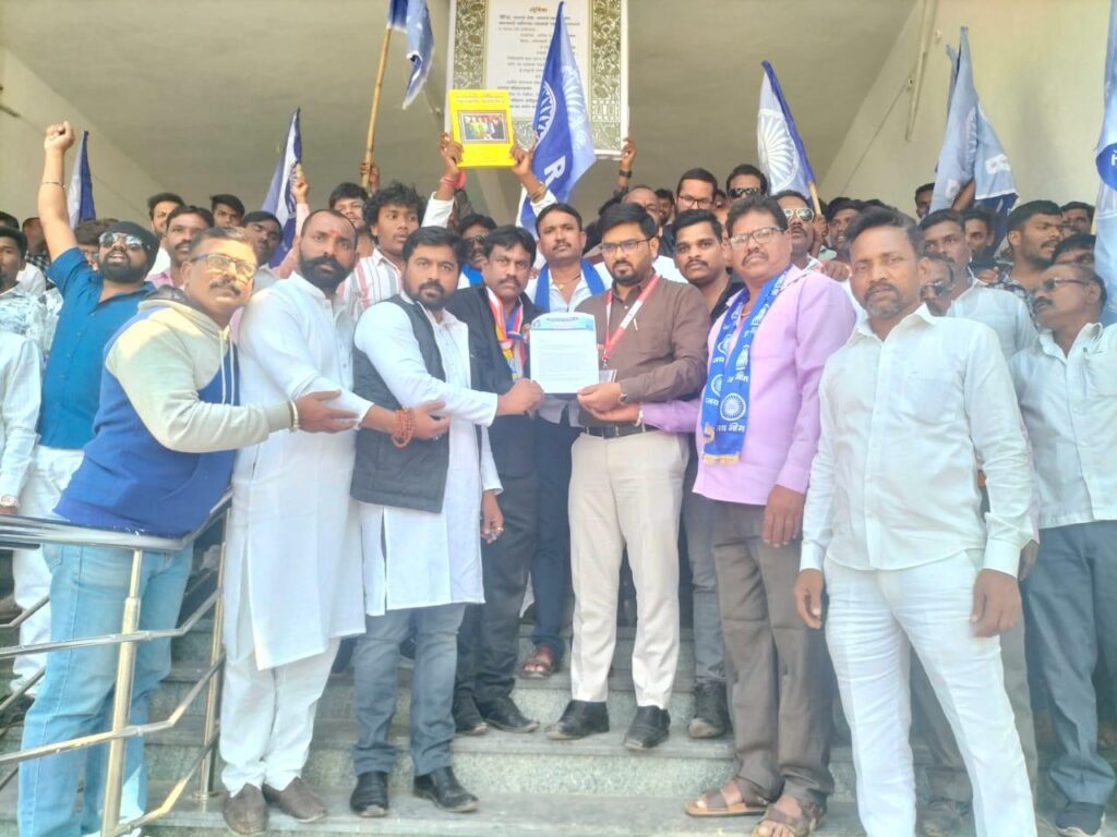 परभणी आंदोलनकर्त्याच्या मृत्यूस जबाबदार अधिकारी निलंबित करा – स्वप्निल गायकवाड