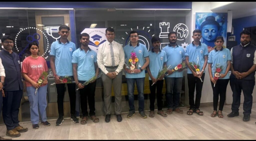 दिशा ॲकॅडमीच्या विद्यार्थ्यांचा जेईई-मेन परीक्षेत घवघवीत यश!