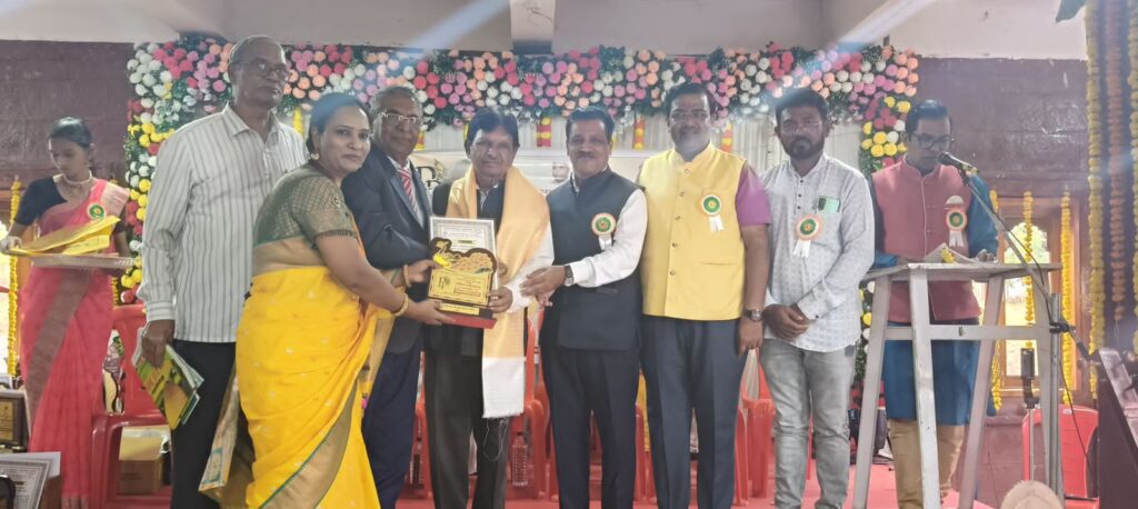 पलपब सातारा साहित्य समूह आयोजित अजिंक्य साहित्यसंगम राज्यस्तरीय काव्य संमेलन आणि पुरस्कार सोहळा संपन्न