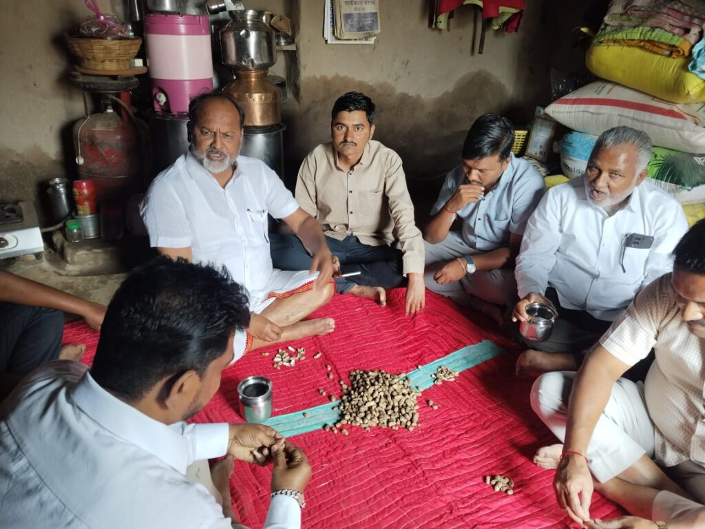 माजी मंत्री महादेव जानकर यांची विशाल  माडकर यांच्या निवासस्थानी भेट