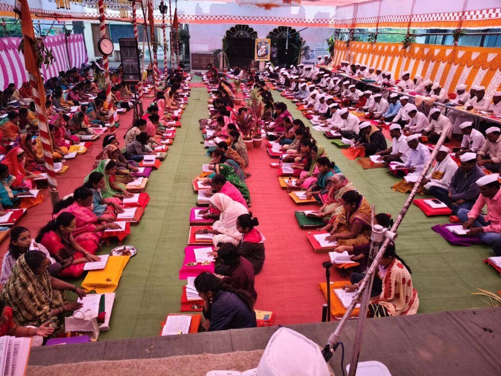 तडवळे ता.फलटण येथे चतुर्थ तपपूर्ती अखंड हरिनाम सप्ताहाचे आयोजन